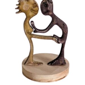 (a) Statueta Happy 20x12cm